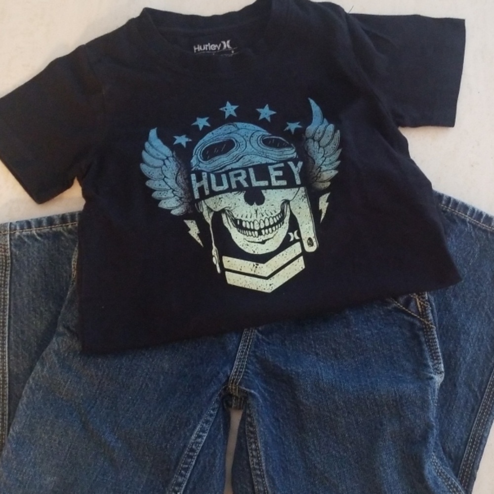 Hurley Boys Size 6-7 Black Tee Shirt